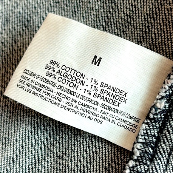 Code Bleu Women’s Med Embroidered Dark Wash Denim Button-Up Jean Jacket - Picture 13 of 14